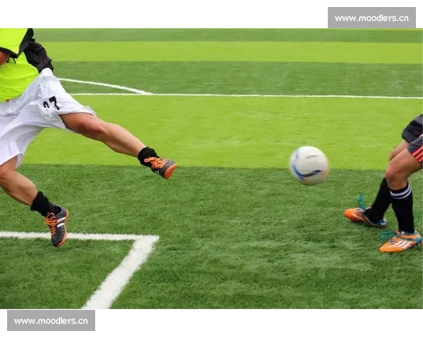 高清流畅足球赛事直播APP下载畅享实时精彩对决全程不漏每一球 - 副本 (3)