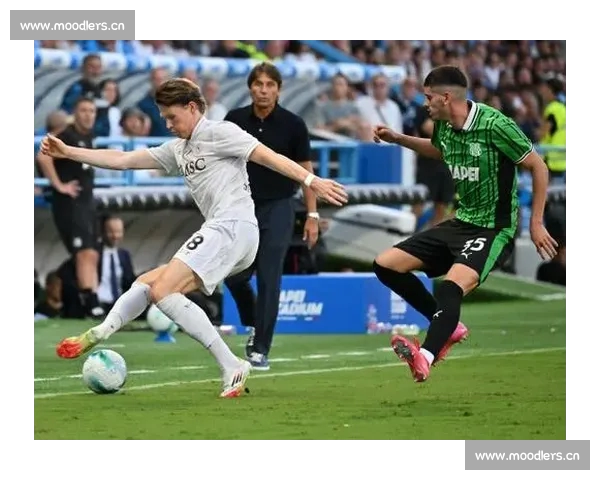 高清足球直播PC版免费在线观看畅享全球赛事精彩瞬间 - 副本 (15) - 副本