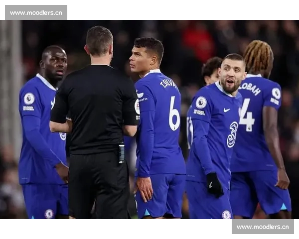 英超争冠激战升级豪门对决新星崛起与赛季走势全景解析